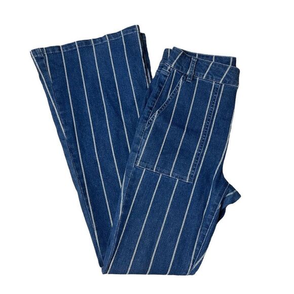 Gianni Bini Aztec Striped Flared High Waist Button Fly Flare Jeans - Picture 5 of 16